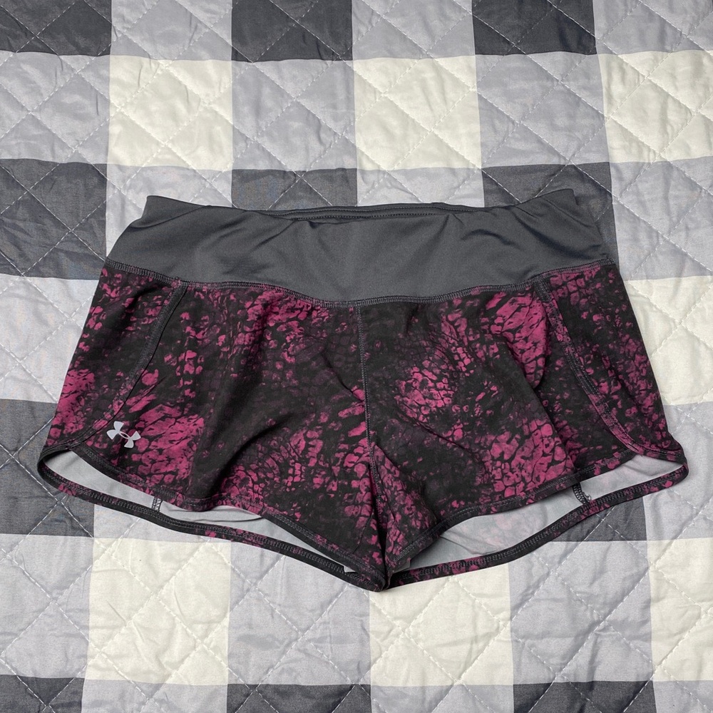Grey & Pink Patterned Under Armour Athletic Shorts, M